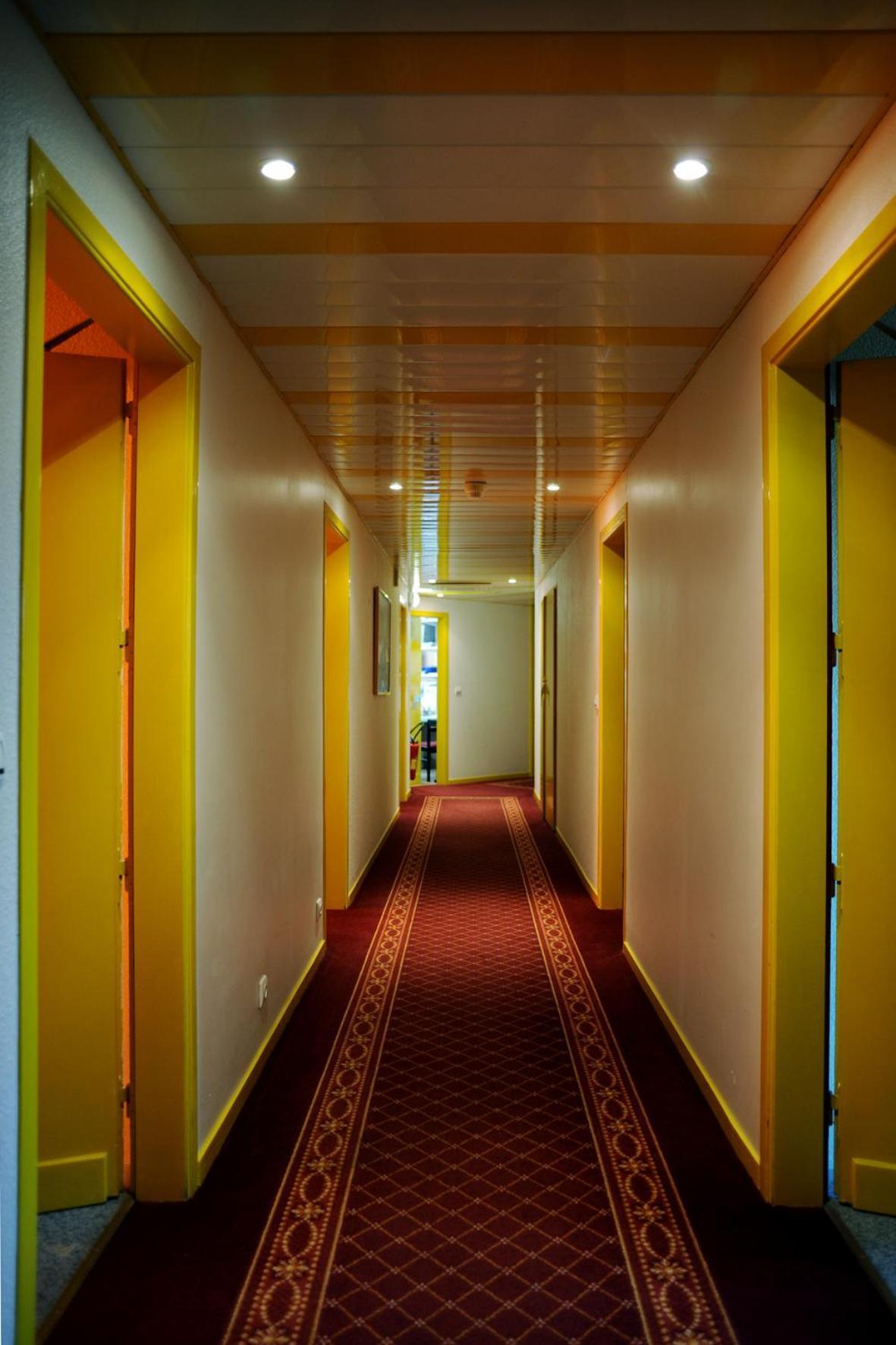 Logis Hotel Horus Restaurant Les Bruyeres Toulenne Luaran gambar