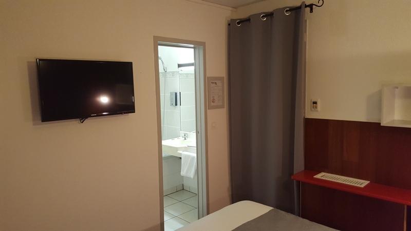 Logis Hotel Horus Restaurant Les Bruyeres Toulenne Luaran gambar