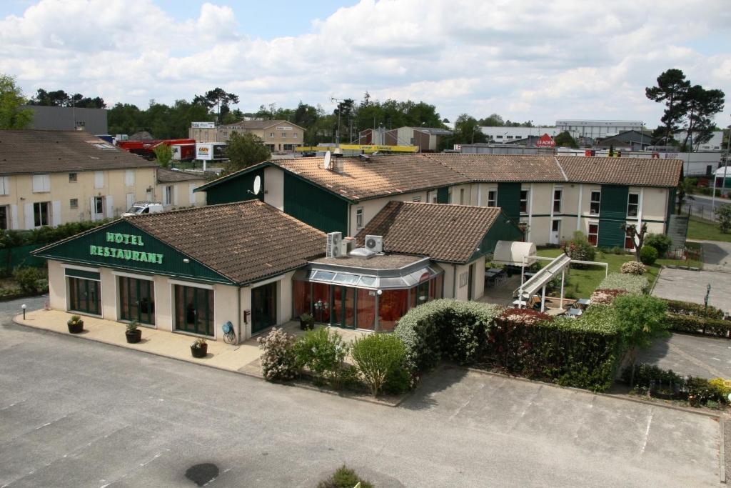 Logis Hotel Horus Restaurant Les Bruyeres Toulenne Luaran gambar