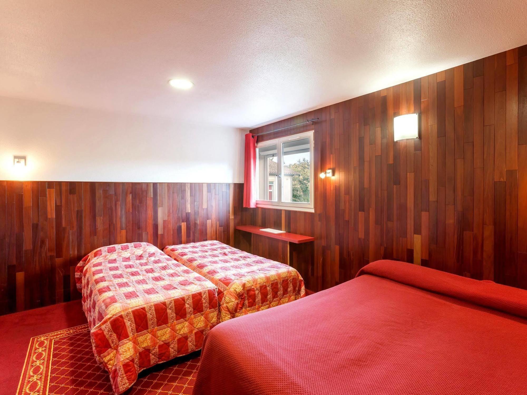 Logis Hotel Horus Restaurant Les Bruyeres Toulenne Luaran gambar