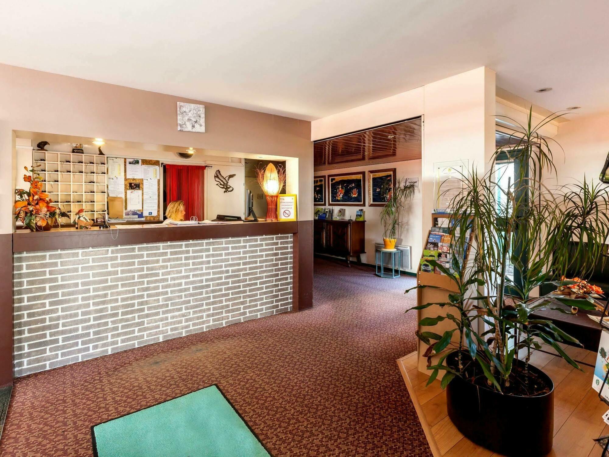 Logis Hotel Horus Restaurant Les Bruyeres Toulenne Luaran gambar